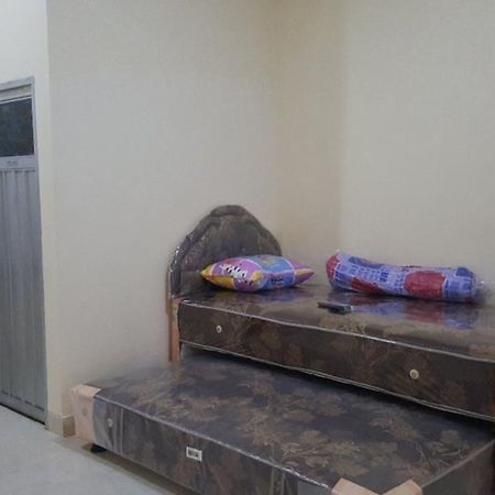Penginapan Aisya Toa Daeng Makassar Eksteriør billede